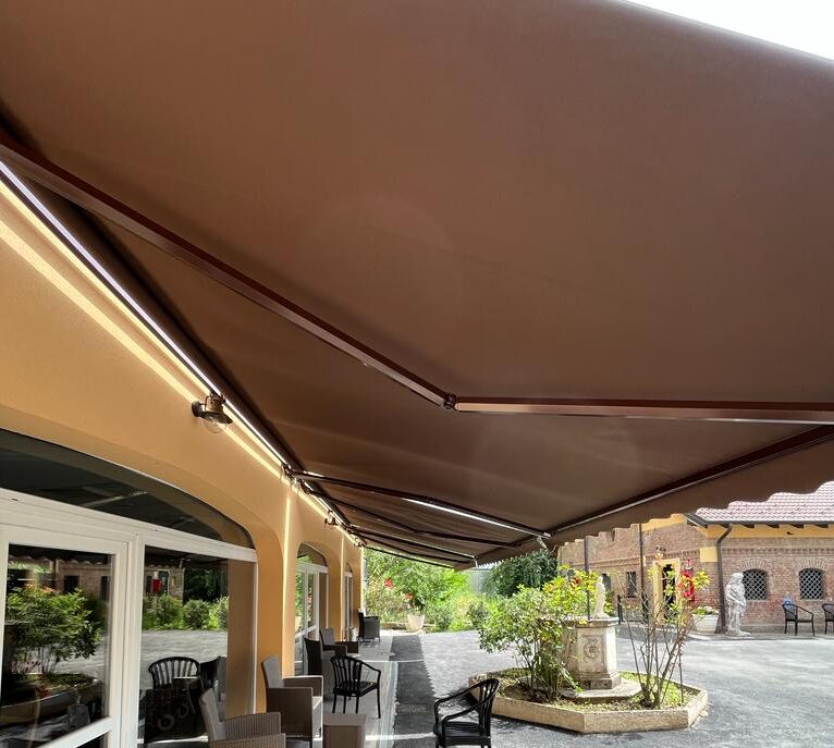 FOLDING ARM AWNING S-2017 MECTEND